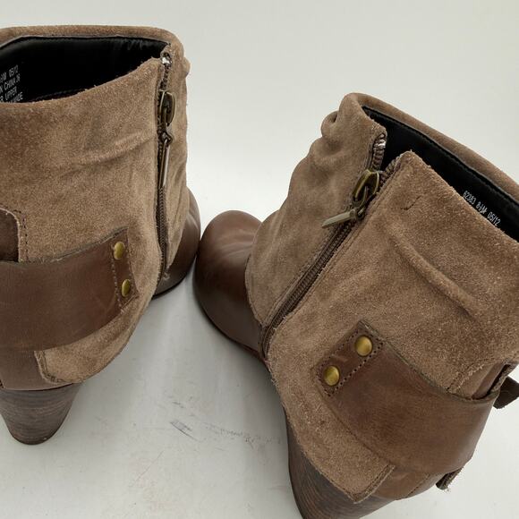 Clark’s Artisan Brown Leather Suede Trolley Buckle Heels Booties Size 8.5 - Picture 6 of 8